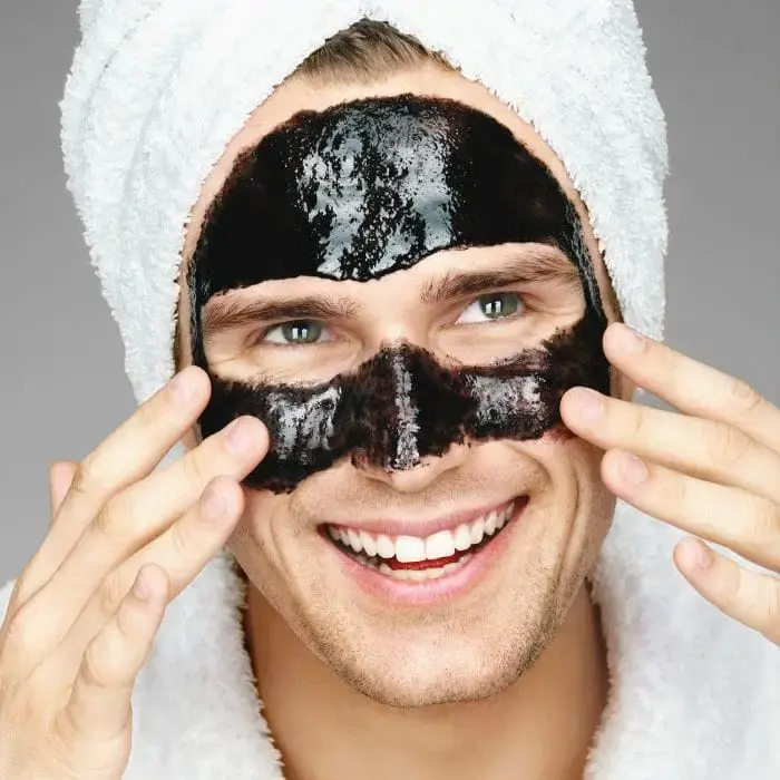DEEP-CLEANSING-BLACK-MASK_03.webp